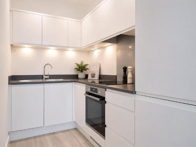 Flat for rent in Bracknell