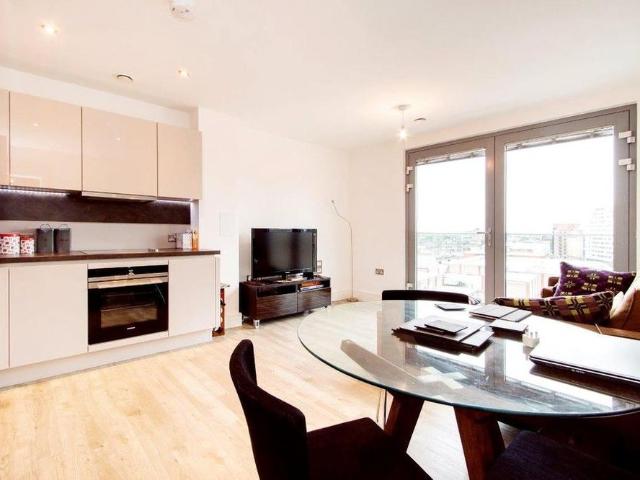 Apartment for rent in West Hackney, Greater London