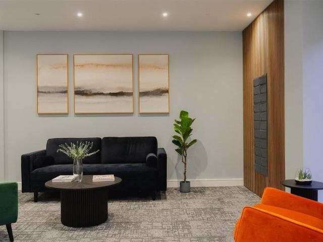 Apartment for rent in South Park, Red Hill