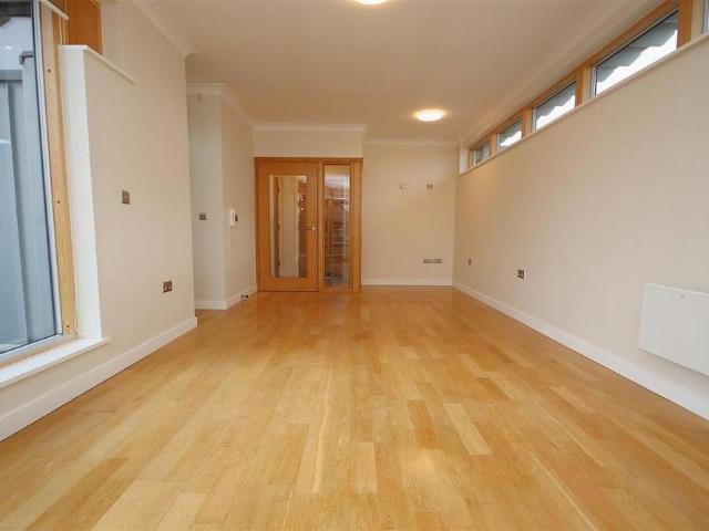 Apartment for rent in Arbury, Cambridgeshire