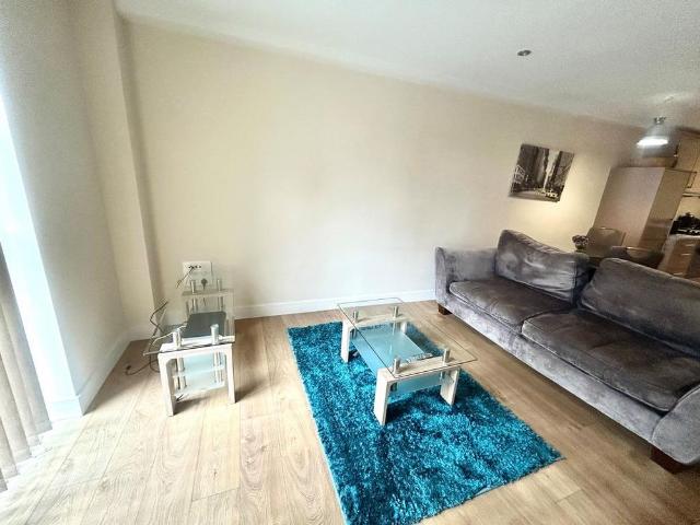Apartment for rent in Park Central, Birmingham