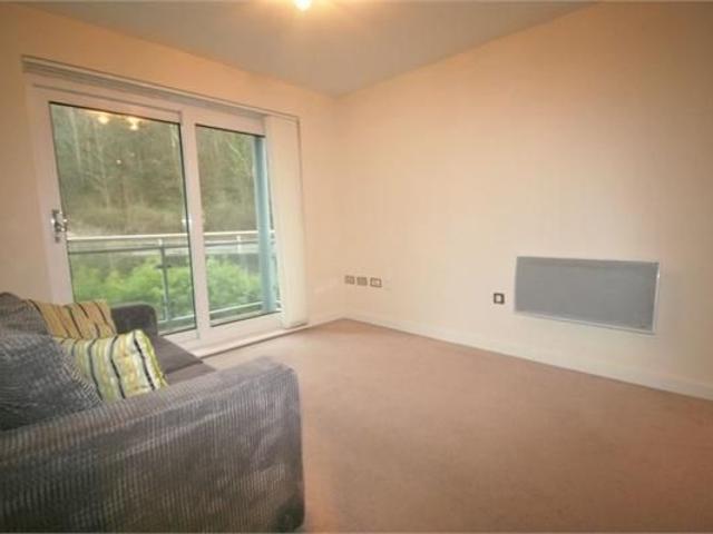 Apartment for rent in Nangreaves, Wales
