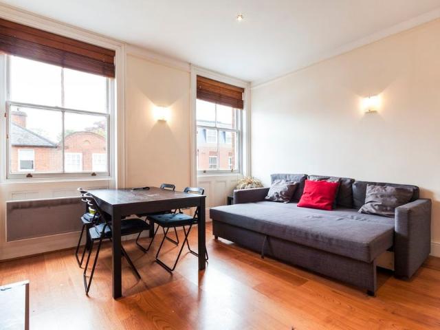 Apartment for rent in Emmbrook, Wokingham