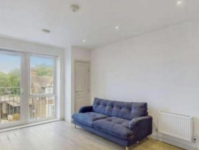 Apartment for rent in Leyton, Greater London