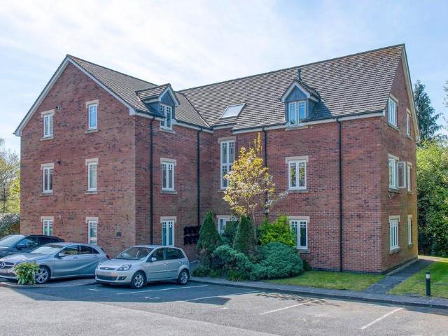 Flat for rent in Redditch, Worcestershire