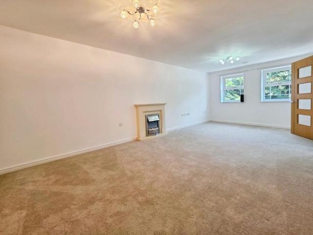 Apartment for rent in Stroud, School House
