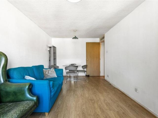 Apartment for rent in Clapton, Greater London