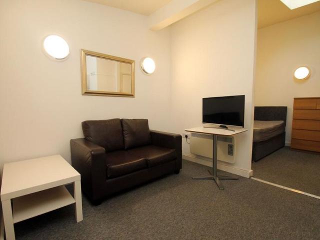 Apartment for rent in St. Mildred's, The Bridge