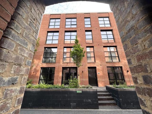 Flat for rent in Jewellery Quarter, West Midlands