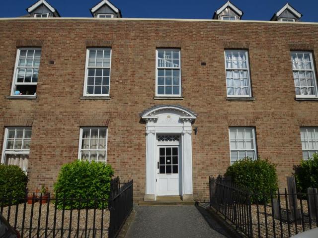 Flat for rent in Golden Valley, Gloucestershire