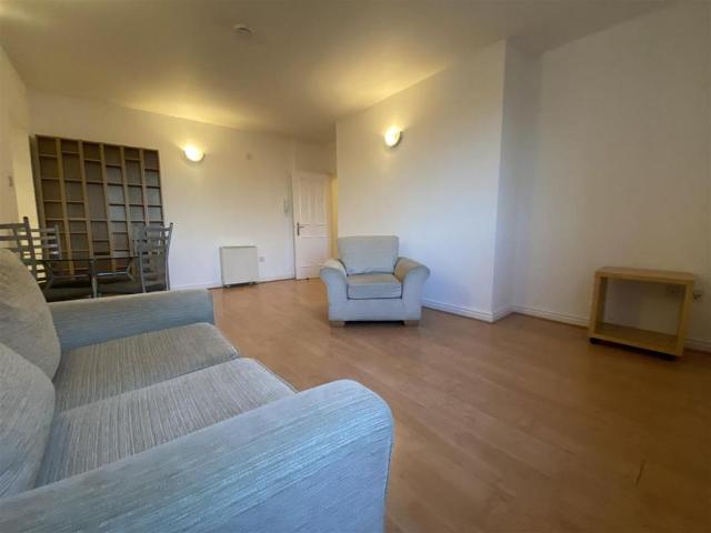 Apartment for rent in Lee Bank, Greater Manchester