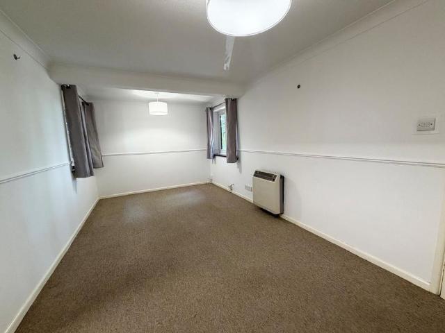 Apartment for rent in The Polygon, City Of Southampton
