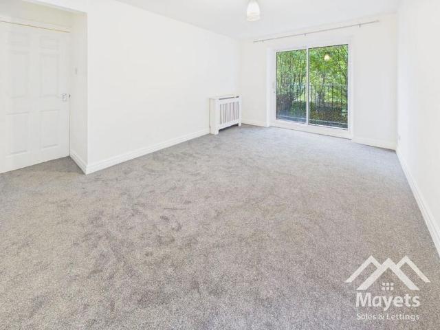 Apartment for rent in Whinny Heights, Blackburn