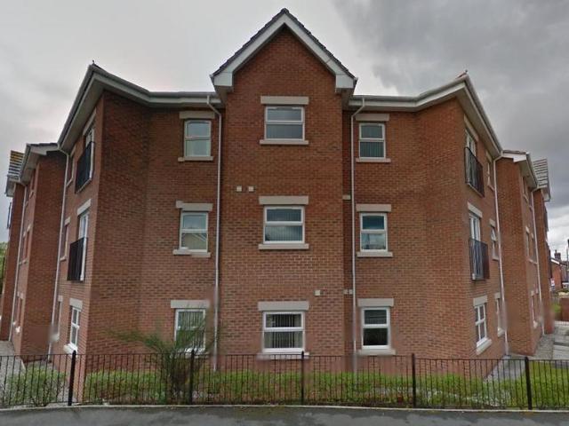 Flat for rent in Haydock, St Helens