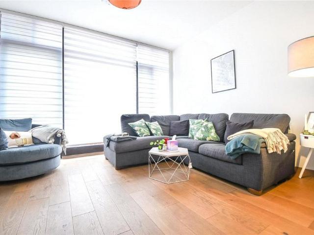 Apartment for rent in Yiewsley, Greater London