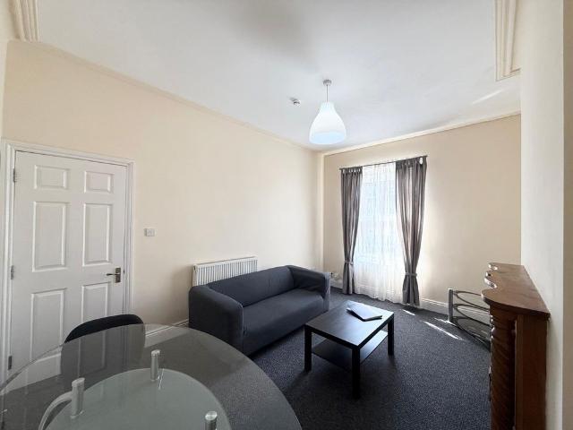 Apartment for rent in Armley, West Yorkshire