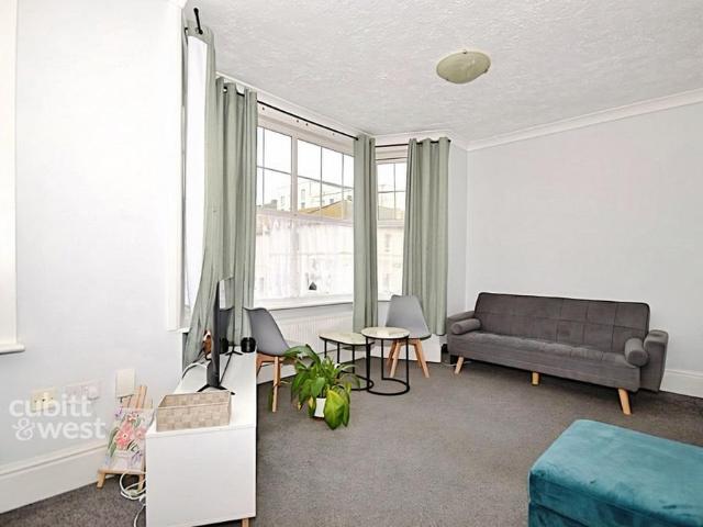 Apartment for rent in West Worthing, Worthing