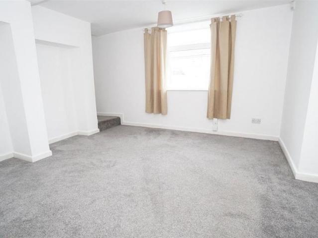 Apartment for rent in Baildon, West Yorkshire