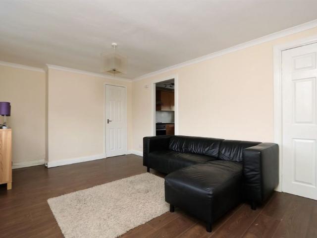 Apartment for rent in Milngavie, Scotland