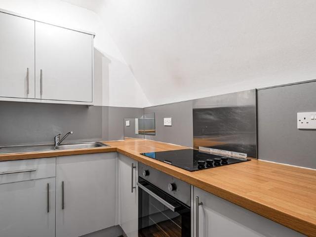 Apartment for rent in Strode, Devon