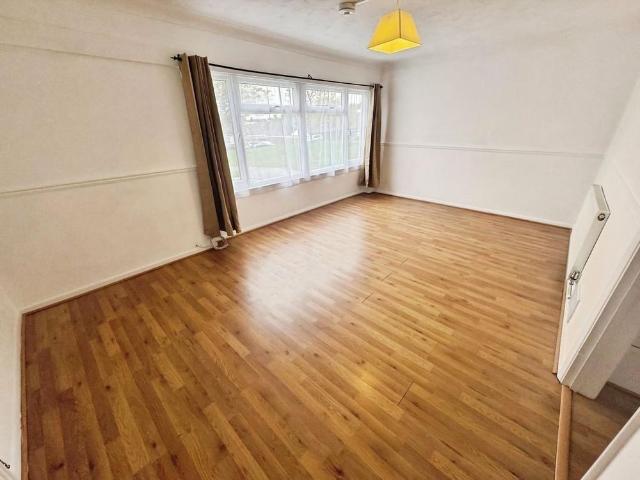 Apartment for rent in Hales Place, The Bridge