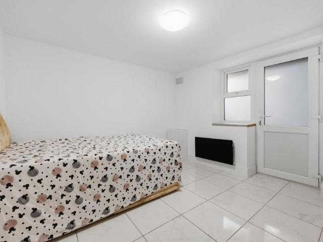 Apartment for rent in Greenhithe, Dartford