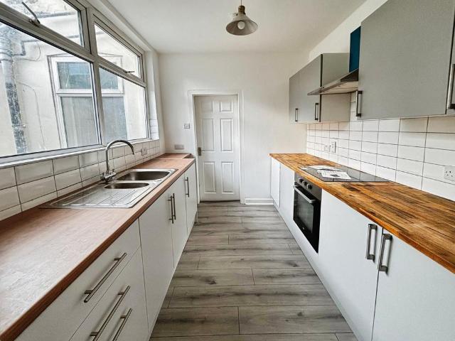 Flat for rent in Blackpool, Isle Of Man