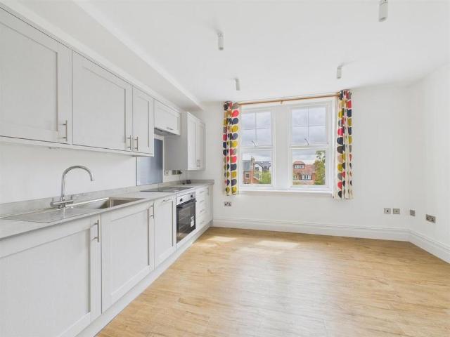 Apartment for rent in Barnard's Green, Forthampton
