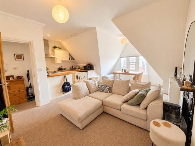 Apartment for rent in Eastbourne, East Sussex