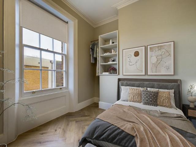 Room for rent in Clarendon, Ash