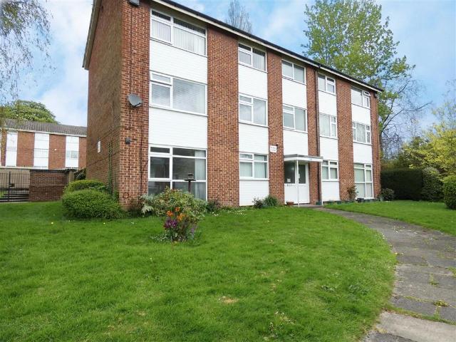 Flat for rent in Huyton, Knowsley