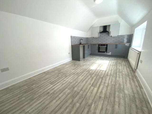 Flat for rent in South Lynn, Brookville
