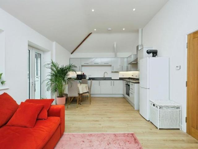 Apartment for rent in Eastbourne, East Sussex