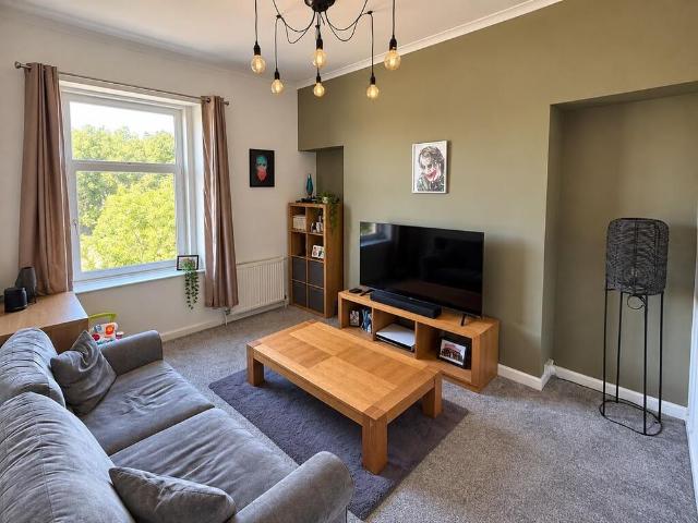 Apartment for rent in Pennycomequick, Plymouth