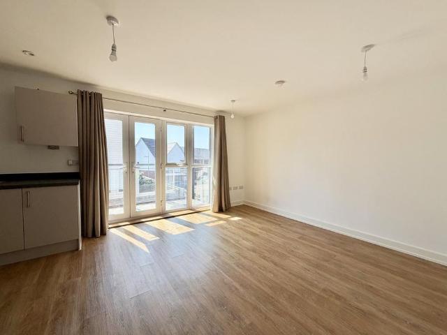 Apartment for rent in Kilnwood Vale, Horsham