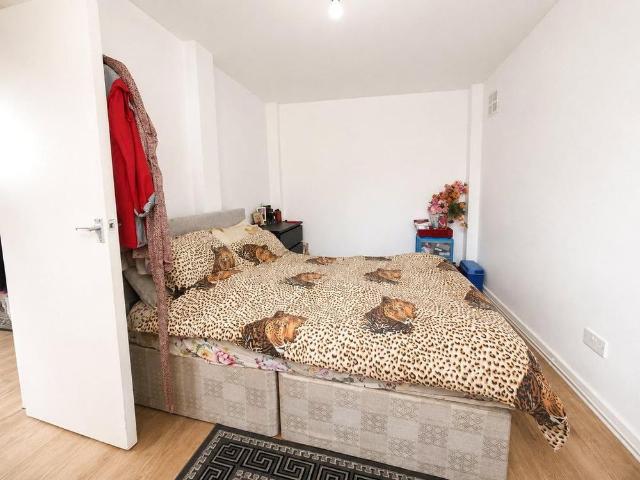Apartment for rent in Hillview, Surrey