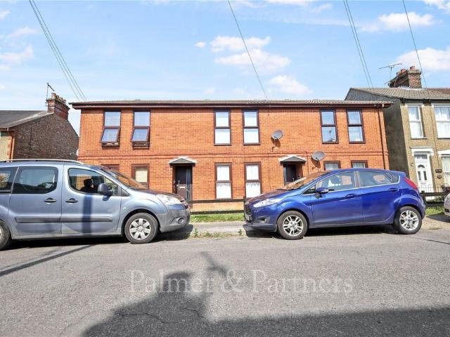 Flat for rent in California, Key Street