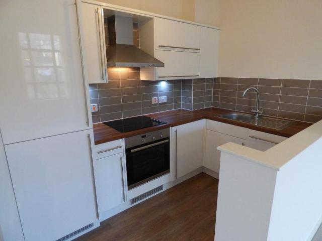 Apartment for rent in Stone, Baswich
