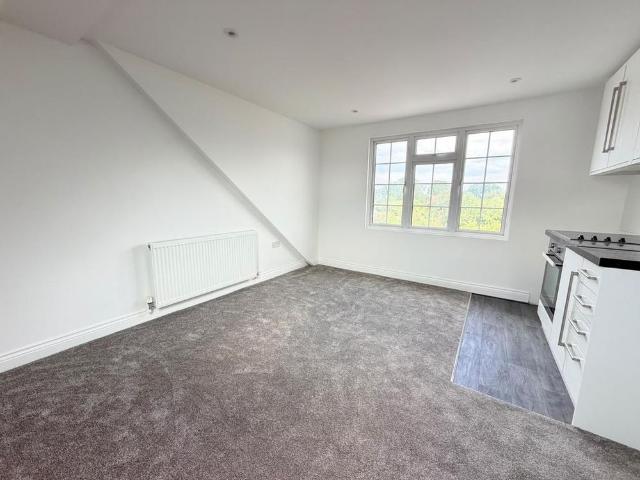 Apartment for rent in London Borough of Ealing, Greater London
