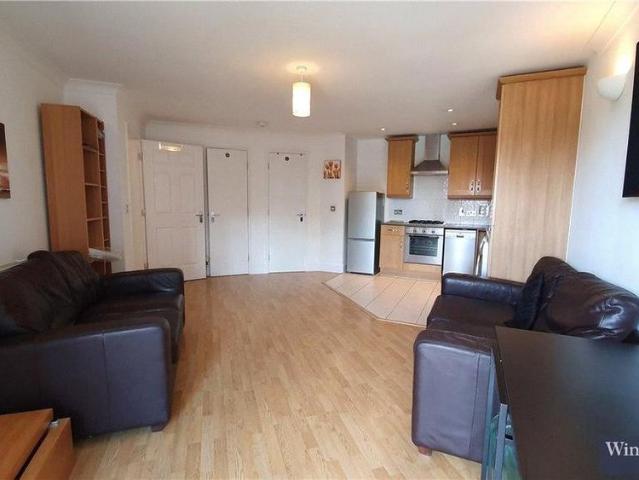 Apartment for rent in London Borough of Harrow, Greater London