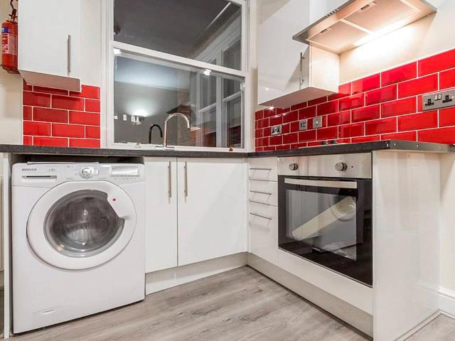 Flat for rent in Little London, West Yorkshire