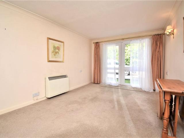 Apartment for rent in Holywell Estate, North Watford