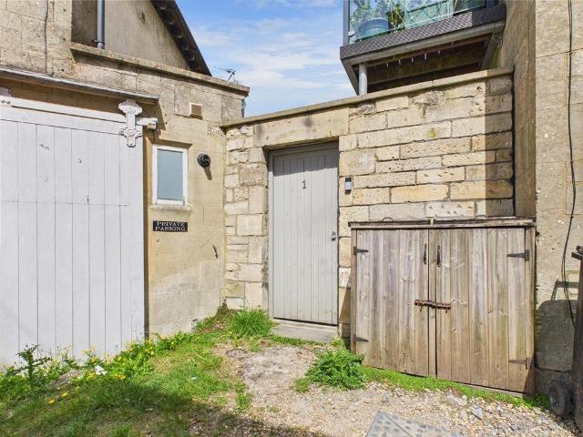 Flat for rent in Dulcote, Isle Of Man