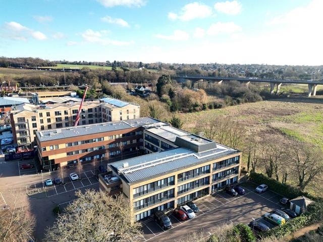 Flat for rent in Batchworth, Hertfordshire