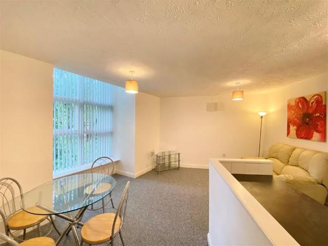 Apartment for rent in City Centre, Georgia