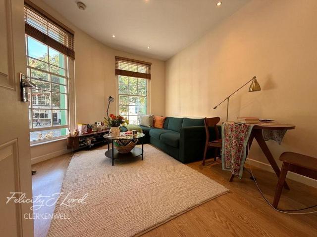 Apartment for rent in Clerkenwell Green, Greater London