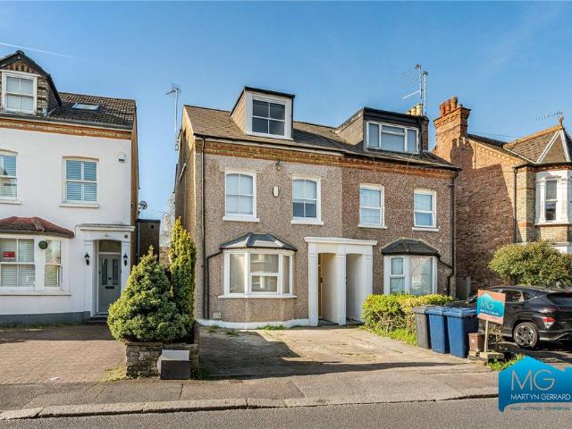 Flat for rent in New Barnet, Isle Of Man