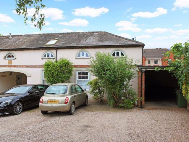 Flat for rent in The Hem, Shropshire
