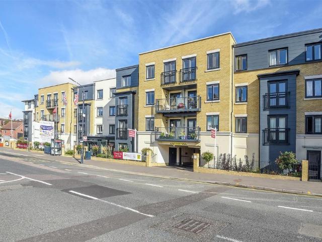Flat for rent in Midway, Kent