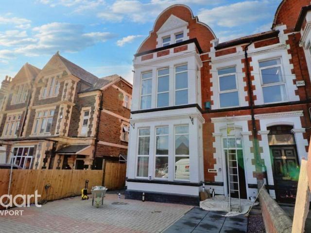 Flat for rent in Wales